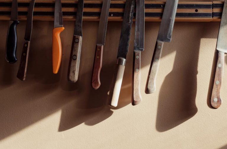 Different-types-of knives