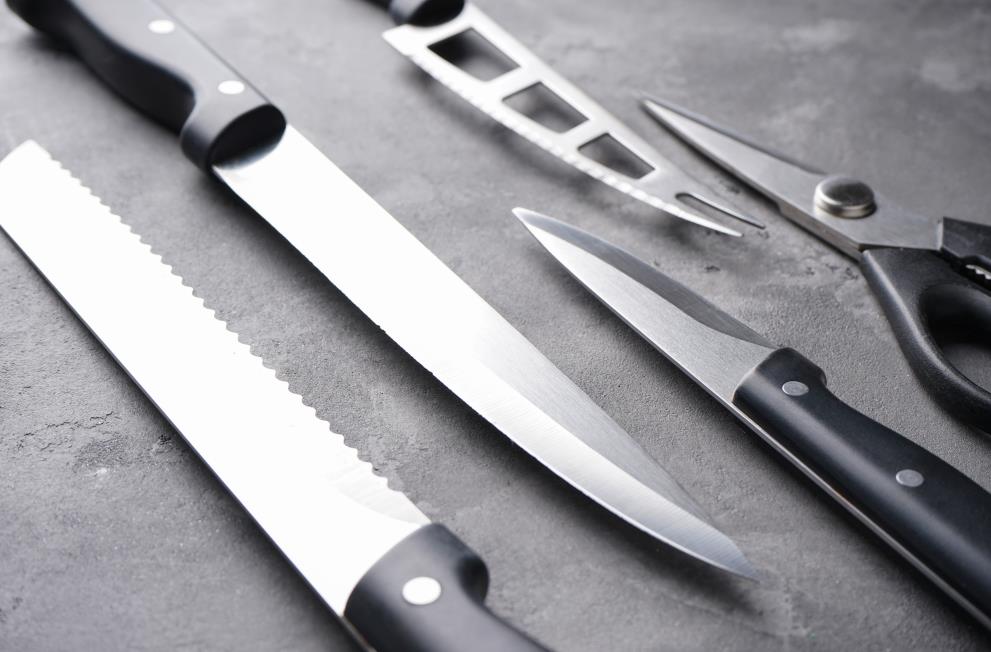 What is a single bevel knife?