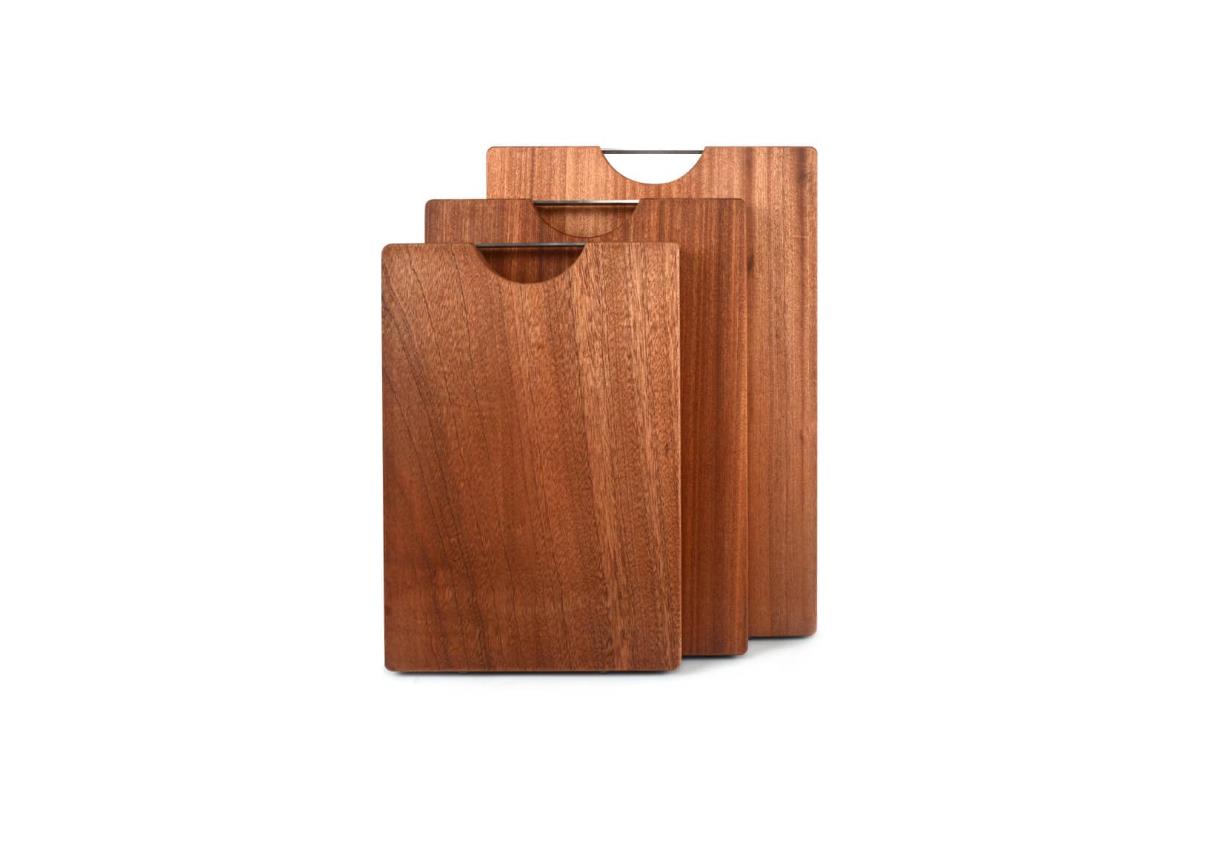 Sapele Cutting Board with Handle and Non-Slip Bottom Pads