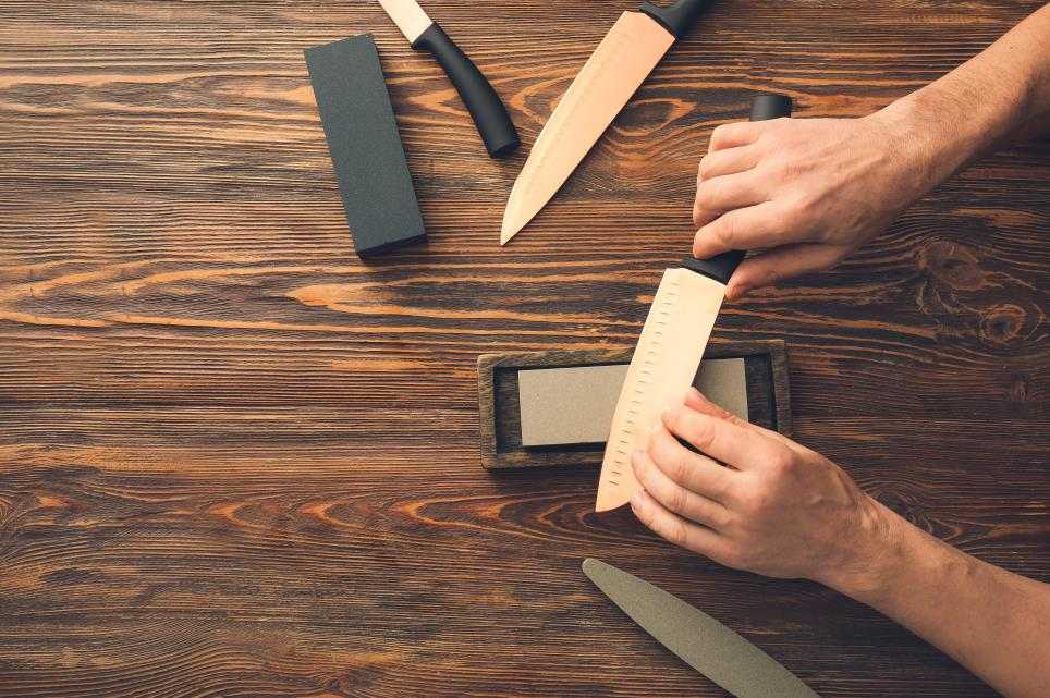 Knife Sharpening: What's the Best Angle?