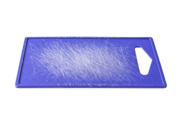 Are Plastic Cutting Boards Safe to Use?