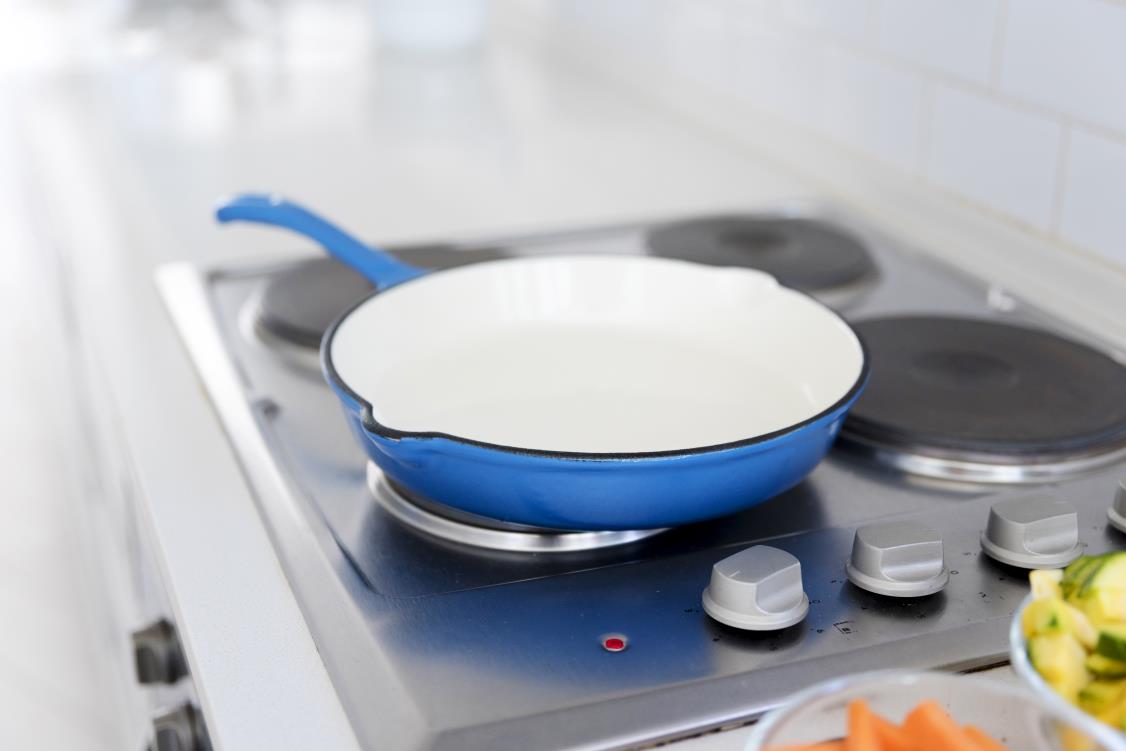 Does Enameled Cast Iron Have Non-stick Properties