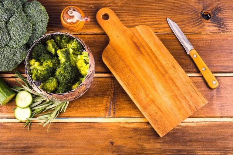 Acacia Wood Good for Cutting Board
