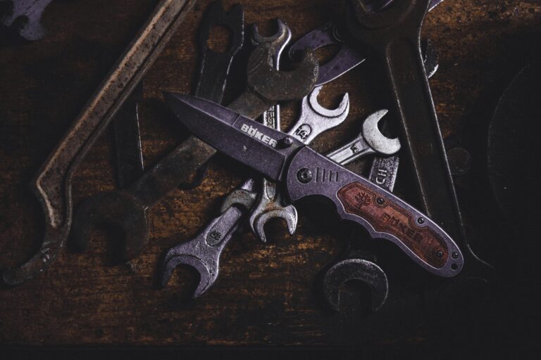 Top 10 Knife Companies & Artisan Makers: Ultimate Guide to Knife Store in Los Angeles
