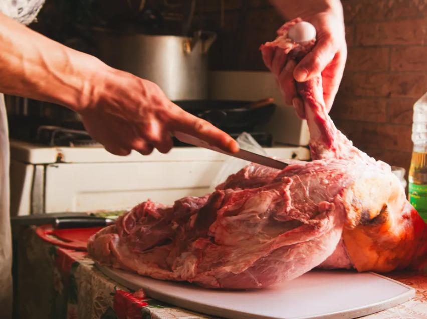 curved vs straight boning knife​