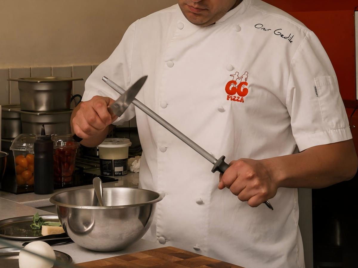 How to Hone a Knife Properly