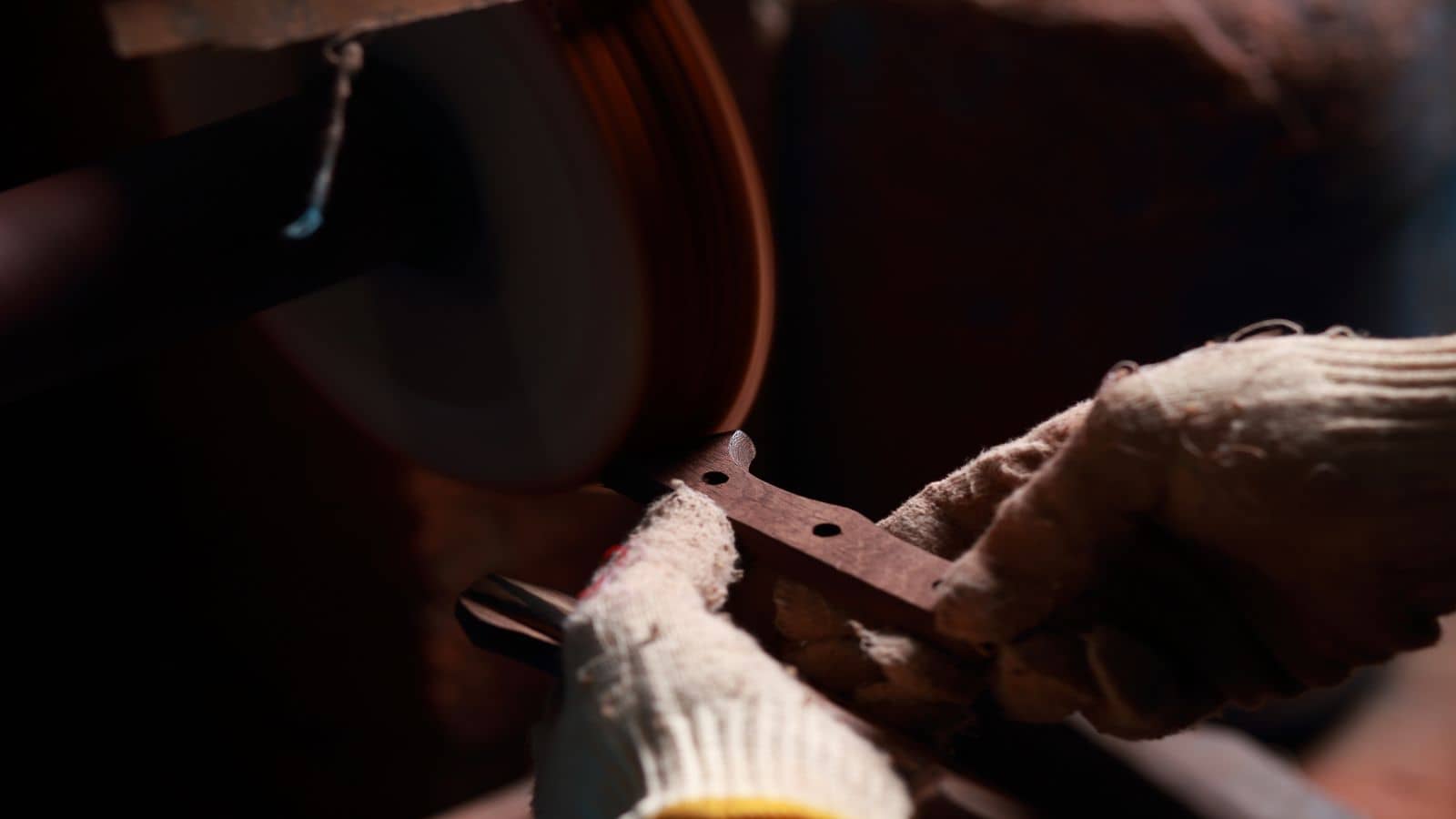 Handle grinding shown on the LeeKnives factory website